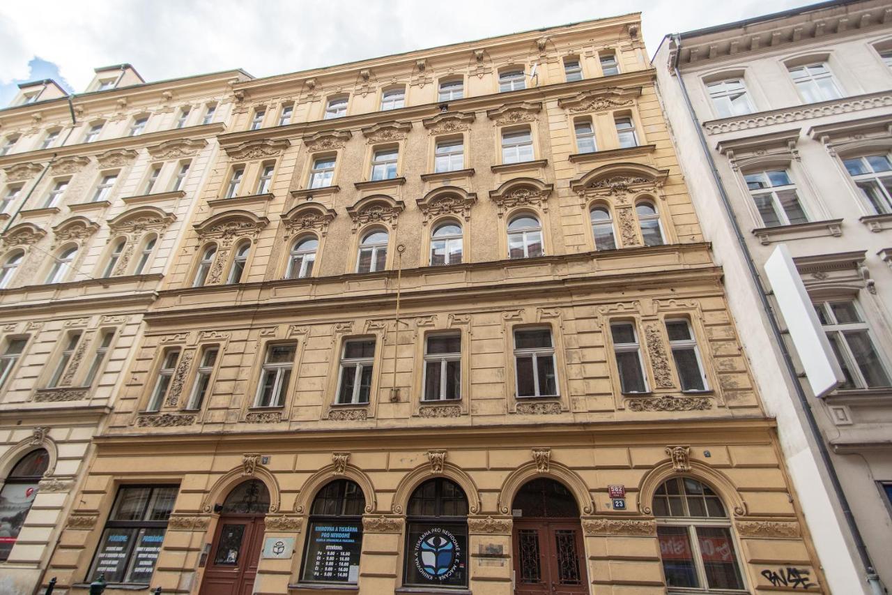 Prague Palace - Wenceslas Square Экстерьер фото